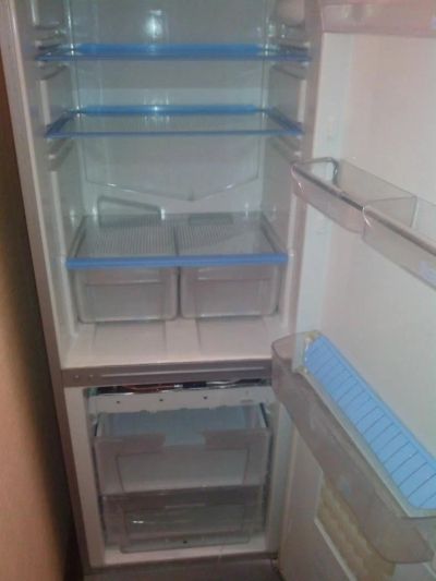 Лот: 5817590. Фото: 1. Холодильник Indesit C132, с функцией... Холодильники, морозильные камеры