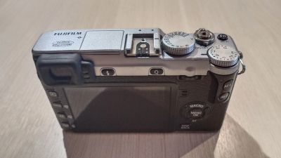 Лот: 17176491. Фото: 1. fujifilm X-Е2. Цифровые беззеркальные со сменной оптикой