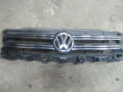 Лот: 3541593. Фото: 1. Wv Tiguan решотка радиатора. Кузов