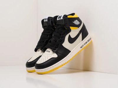 Лот: 17948427. Фото: 1. Кроссовки Nike Air Jordan 1 Mid. Кеды, кроссовки, слипоны