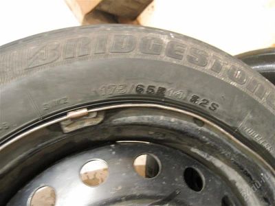 Лот: 1798889. Фото: 1. Bridgestone R-14 175/65/14 комплект... Шины на дисках