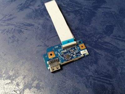 Лот: 17722460. Фото: 1. Б/У плата с разъемом USB, картридером... Шлейфы, кабели, переходники