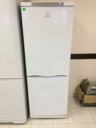 Лот: 15939411. Фото: 1. Холодильник Indesit (2236). Холодильники, морозильные камеры