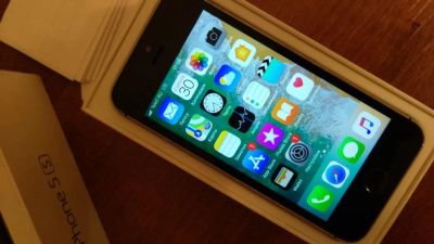 Лот: 15103801. Фото: 1. iPhone 5s 32gb. Смартфоны