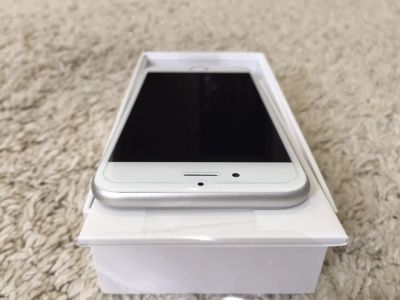 Лот: 9227350. Фото: 1. iphone 6s 64Gb silver РСТ. Смартфоны