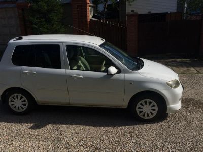 Лот: 10121528. Фото: 1. Продам авто MAZDA DEMIO. Автомобили
