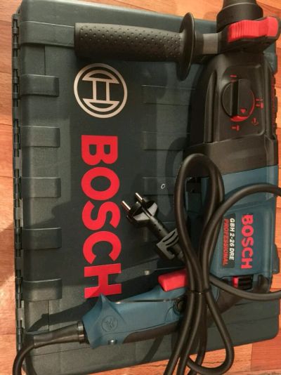 Лот: 11106783. Фото: 1. Перфоратор BOSCH. Электроинструмент