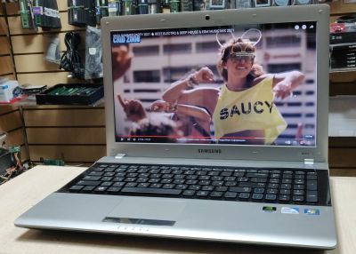 Лот: 20022988. Фото: 1. Ноутбук Samsung RV511 i3-370/15... Ноутбуки