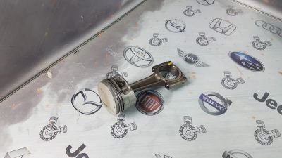 Лот: 23688768. Фото: 1. Шатун Citroen C4 TU5JP4 060386... Двигатель и элементы двигателя