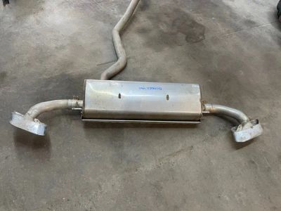 Лот: 23503768. Фото: 1. глушитель Volkswagen Touareg CR7. Двигатель и элементы двигателя