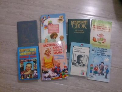 Лот: 6725169. Фото: 1. Книги для будущих мам. Стульчики для кормления