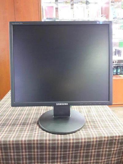 Лот: 5532493. Фото: 1. Монитор 19" Samsung SyncMaster... ЖК-мониторы