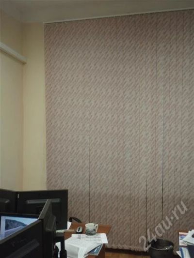 Лот: 641274. Фото: 1. Жалюзи офисные б/у 2 цвета. Шторы, тюль