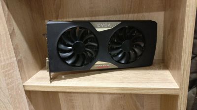 Лот: 8863852. Фото: 1. Продам видеокарту EVGA GTX 980... Видеокарты