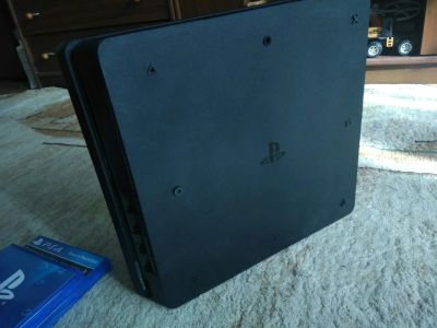 Лот: 11204935. Фото: 1. PS4 Slim Полная комплектация. Игровые приставки, консоли