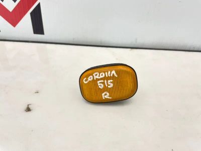 Лот: 25718119. Фото: 1. повторитель поворота toyota corolla... Двигатель и элементы двигателя