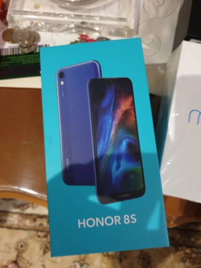 Лот: 13993746. Фото: 1. honor 8s. Смартфоны