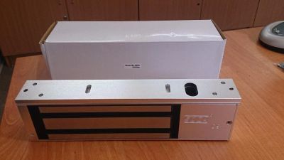 Лот: 4498021. Фото: 1. Электромагнитный замок SL-220S... Домофонные системы