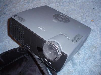 Лот: 2673444. Фото: 1. Универсальный проектор Toshiba... Проекторы