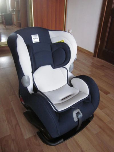 Лот: 11362609. Фото: 1. автокресло Inglesina Marco Polo... Детские автокресла
