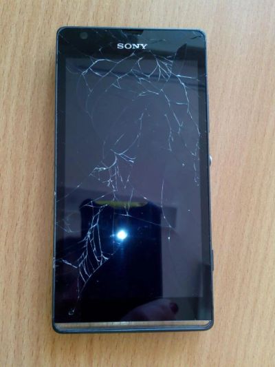 Лот: 5460153. Фото: 1. Sony Xperia SP разбит экран телефон... Смартфоны