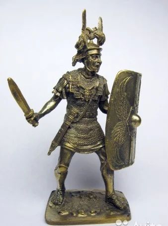 Лот: 8949413. Фото: 1. Римский центурион - фигурка солдатика... Скульптуры