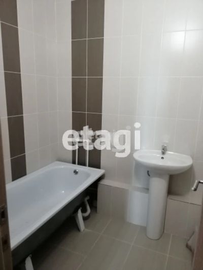Лот: 20723010. Фото: 1. Продам 1-комн. 29.9 кв.м. Красноярск... Квартиры, студии