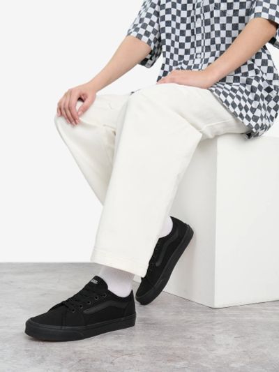 Лот: 25369619. Фото: 1. Кеды женские Vans Wm Filmore Decon... Кеды, кроссовки, слипоны
