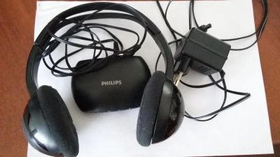 Лот: 10763396. Фото: 1. Беспроводные наушники Philips... Наушники, гарнитуры