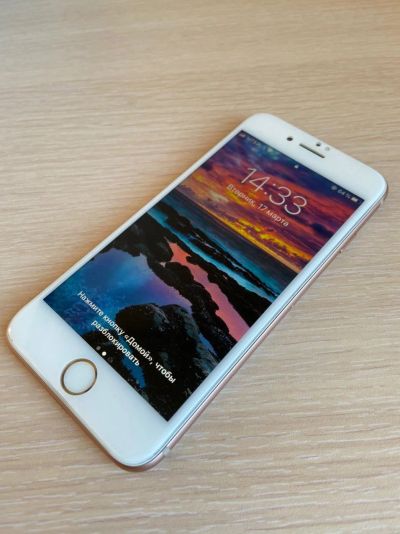 Лот: 15667453. Фото: 1. iphone 8 64gb gold. Смартфоны