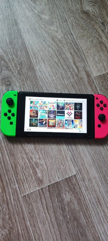 Лот: 20592317. Фото: 1. Nintendo Switch прошитая. Консоли