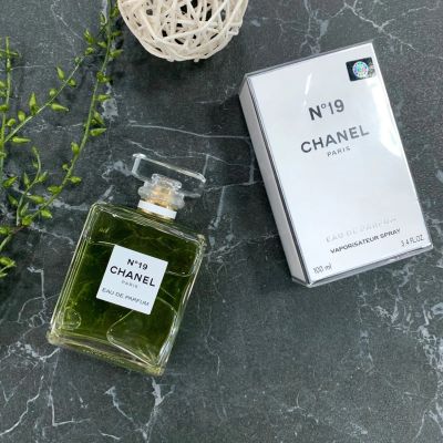 Лот: 15394091. Фото: 1. Chanel №19 100 ml Оригинал (Франция... Женская парфюмерия