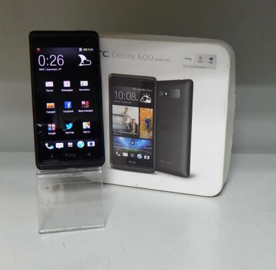 Лот: 10888013. Фото: 1. Смартфон HTC Desire 600 Dual Sim... Смартфоны