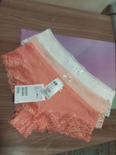 Лот: 19520772. Фото: 1. Трусы женские H&M набор трио. Нижнее бельё