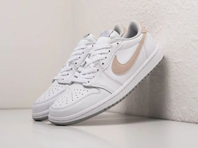 Лот: 20873604. Фото: 1. Кроссовки Nike Air Jordan 1 Low. Кеды, кроссовки, слипоны