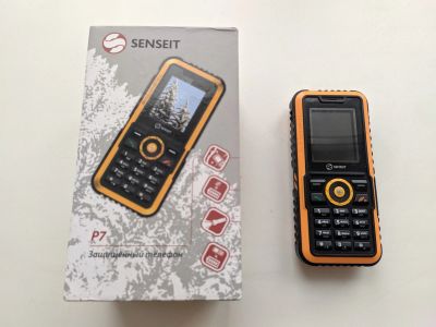 Лот: 15105613. Фото: 1. Защищенный телефон Senseit P7... Кнопочные мобильные телефоны