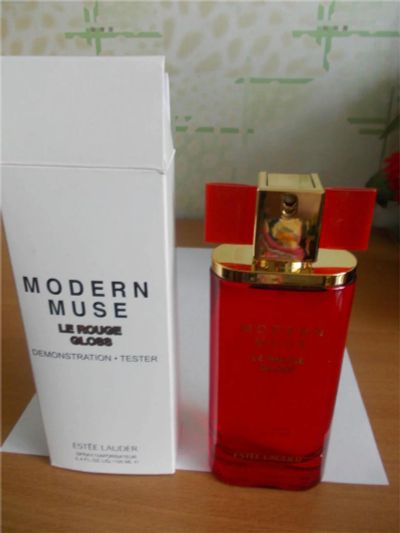Лот: 11394253. Фото: 1. Modern Muse Le Rouge Gloss от... Женская парфюмерия