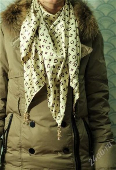 Лот: 2526437. Фото: 1. Платок LV шелк. Шарфы, платки