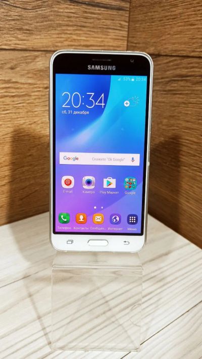 Лот: 19949212. Фото: 1. Смартфон Samsung Galaxy J3 2016... Смартфоны