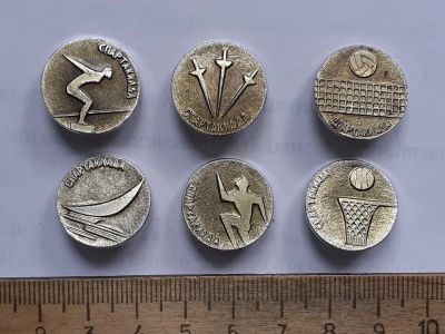 Лот: 25397315. Фото: 1. (№18216) значки спорт. Сувенирные