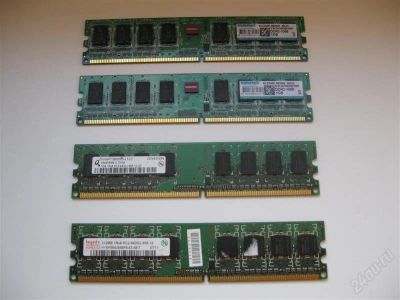 Лот: 1073019. Фото: 1. Память DDR2 1-Gb (3шт.) + отдам... Оперативная память