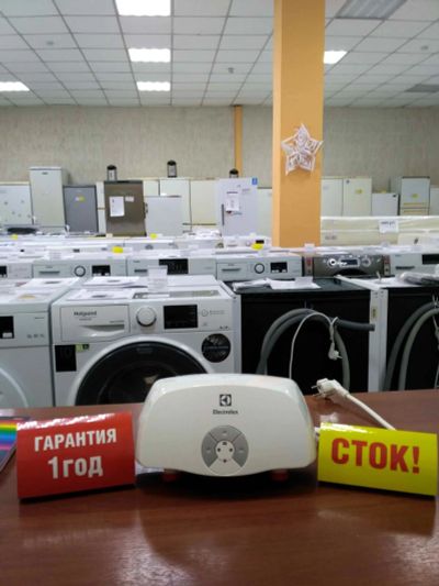 Лот: 13631783. Фото: 1. Водонагреватель electrolux проточный... Водонагреватели, бойлеры
