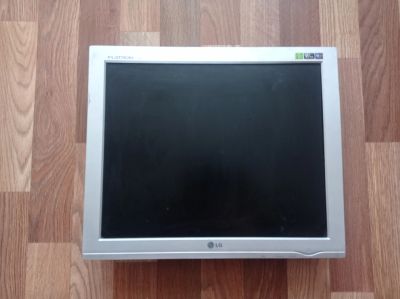 Лот: 20017338. Фото: 1. Монитор LG Flatron L1732s. ЖК-мониторы