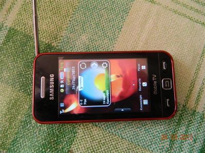 Лот: 1668389. Фото: 1. Телефон Samsung GT-S5233T Star... Кнопочные мобильные телефоны