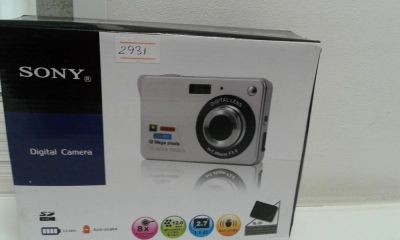 Лот: 10387180. Фото: 1. sony digital camera 2.7 TFT (2931... Цифровые компактные