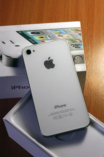 Лот: 3747584. Фото: 1. iPhone 4S 16GB. Смартфоны