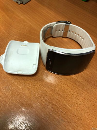 Лот: 15067221. Фото: 1. Часы Samsung gear 2. Смарт-часы, фитнес-браслеты, аксессуары