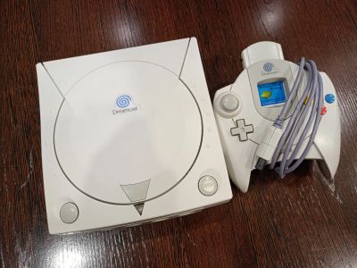 Лот: 21653879. Фото: 1. Игровая консоль Sega Dreamcast. Консоли