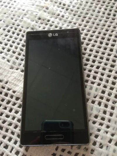 Лот: 7555466. Фото: 1. Продам телефон LG Optimus L9 Black. Смартфоны