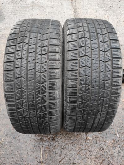 Лот: 14837595. Фото: 1. Пара зимних шин Dunlop DSX-2 235... Шины